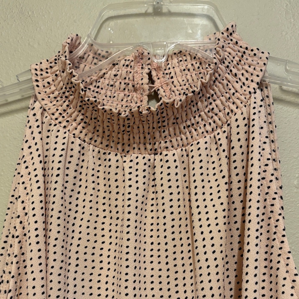 Adrianna Papell Pale Pink Polka Dot Sleeveless Ruffle Neck Blouse
